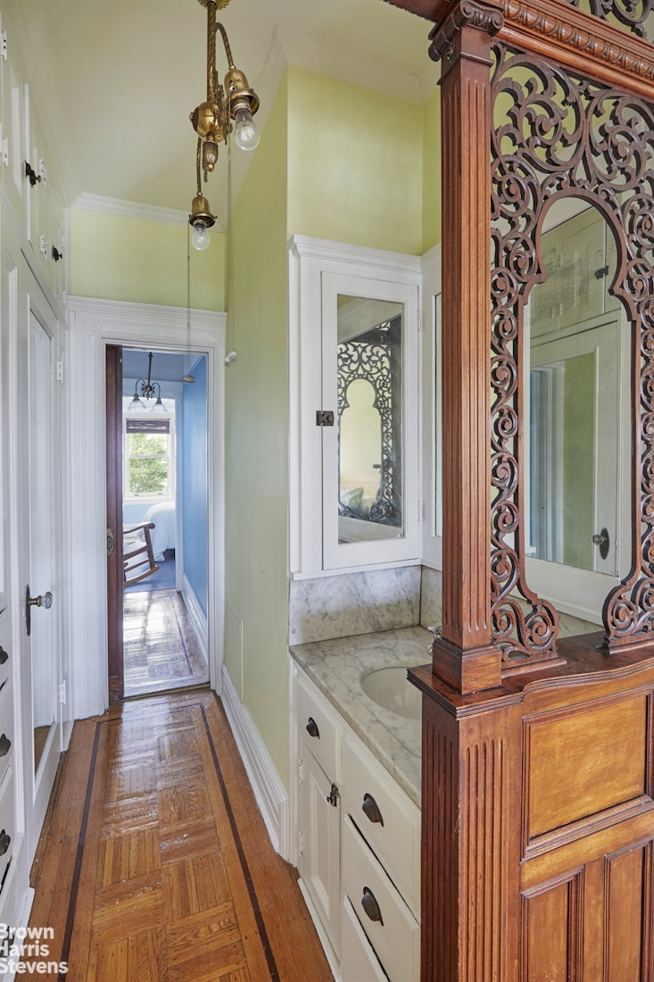 593 4th Street Brooklyn, NY 11215 - Photo 19 of 28