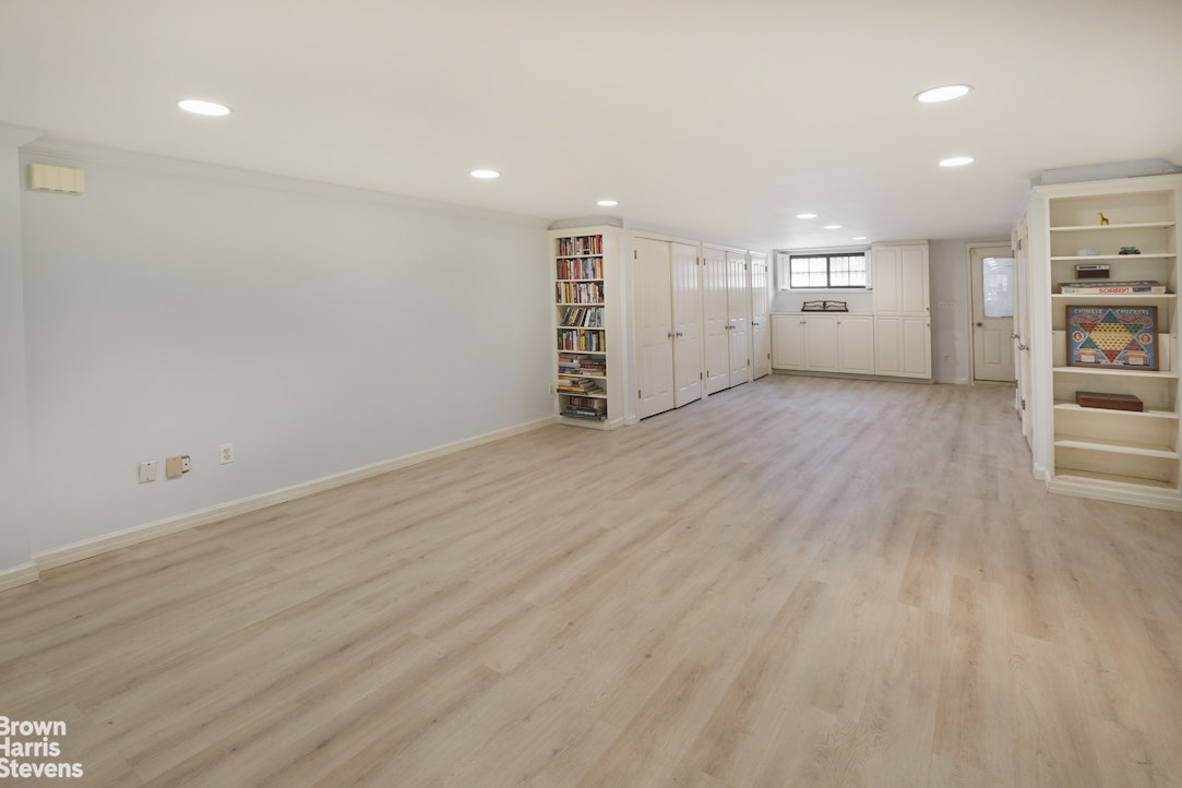593 4th Street Brooklyn, NY 11215 - Photo 24 of 28