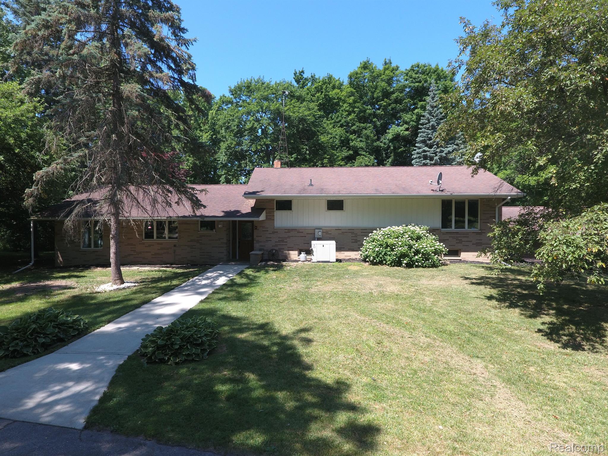 1850 Boyne Road Marlette, MI 48453 - Photo 1 of 40 Gallery Image 1