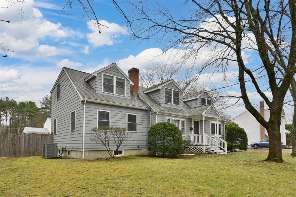 5 Lindor Road North Reading, MA 01864 - Photo 1 of 42 Gallery Image 1