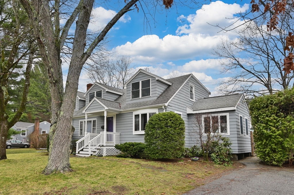5 Lindor Road North Reading, MA 01864 - Photo 3 of 42 Gallery Image 3