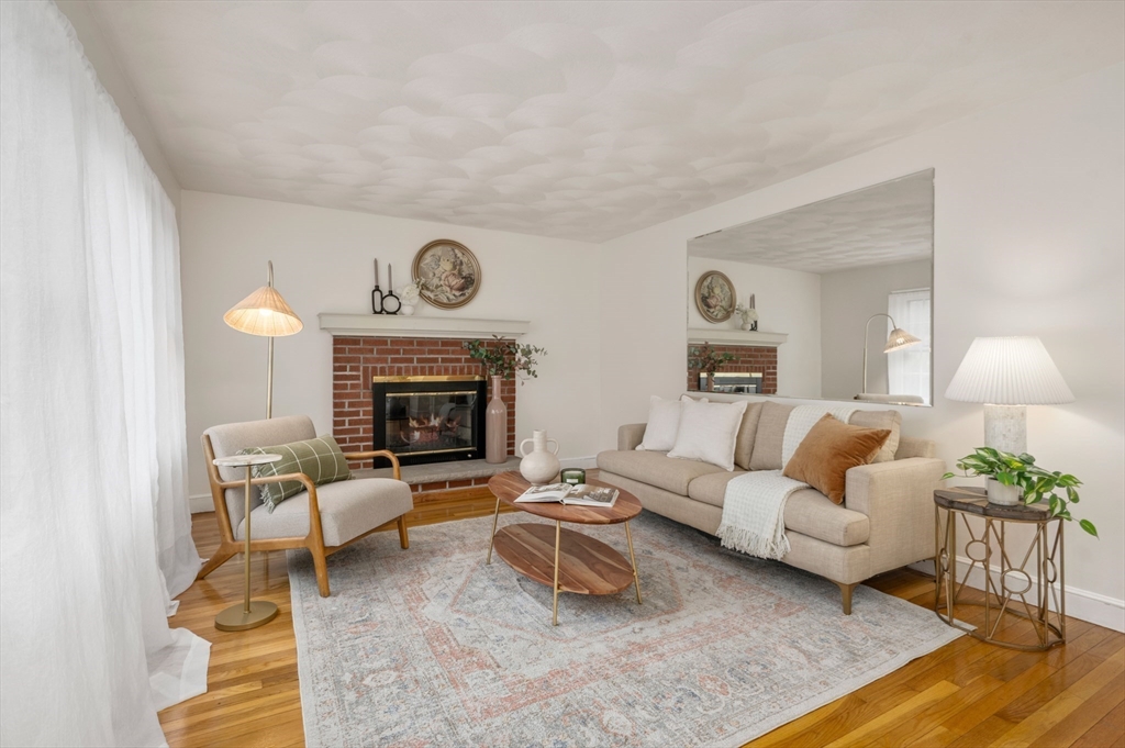 5 Lindor Road North Reading, MA 01864 - Photo 5 of 42 Gallery Image 5
