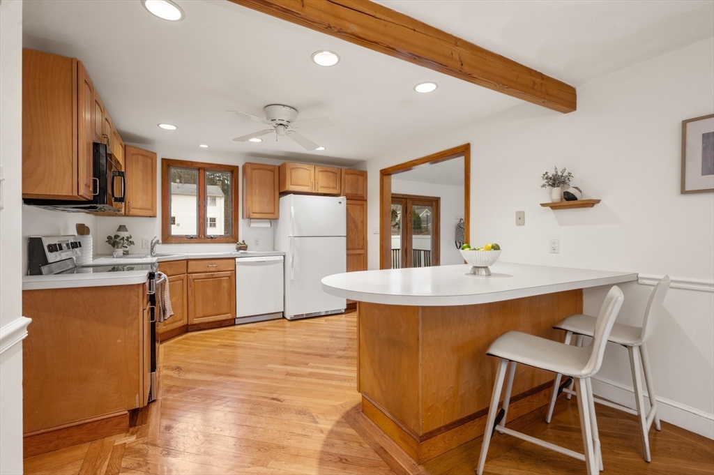 5 Lindor Road North Reading, MA 01864 - Photo 8 of 42 Gallery Image 8