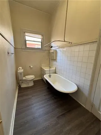 $1,000 | 8123 Belfast Street, New Orleans, LA 70118