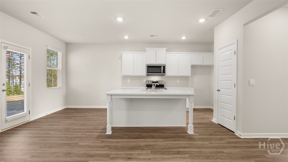 86 Holland Cove Winder, GA 30680 - Photo 14 of 52