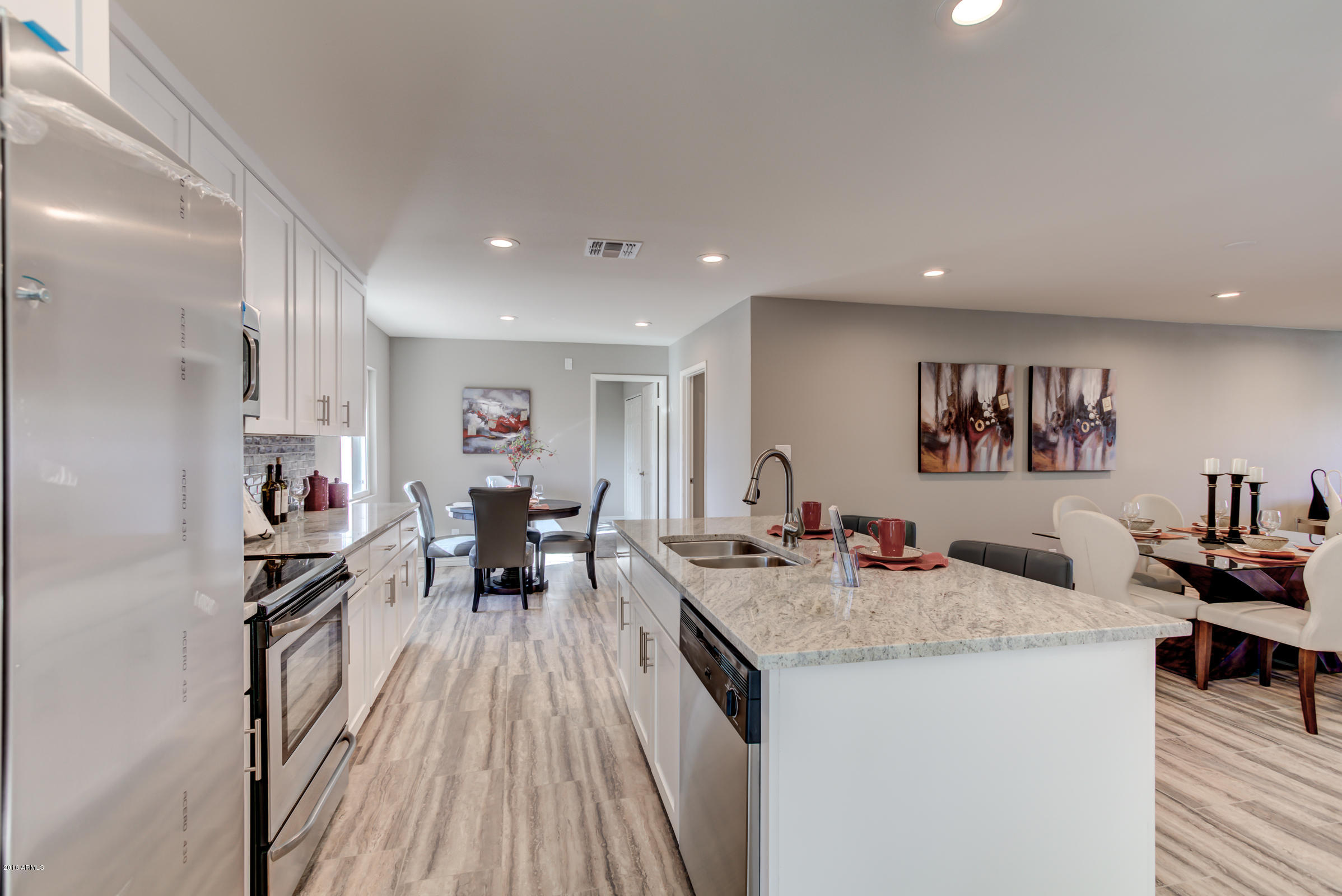 4417 East Grandview Road Phoenix, AZ 85032 - Photo 15 of 48 4417 E Grandview Rd-10