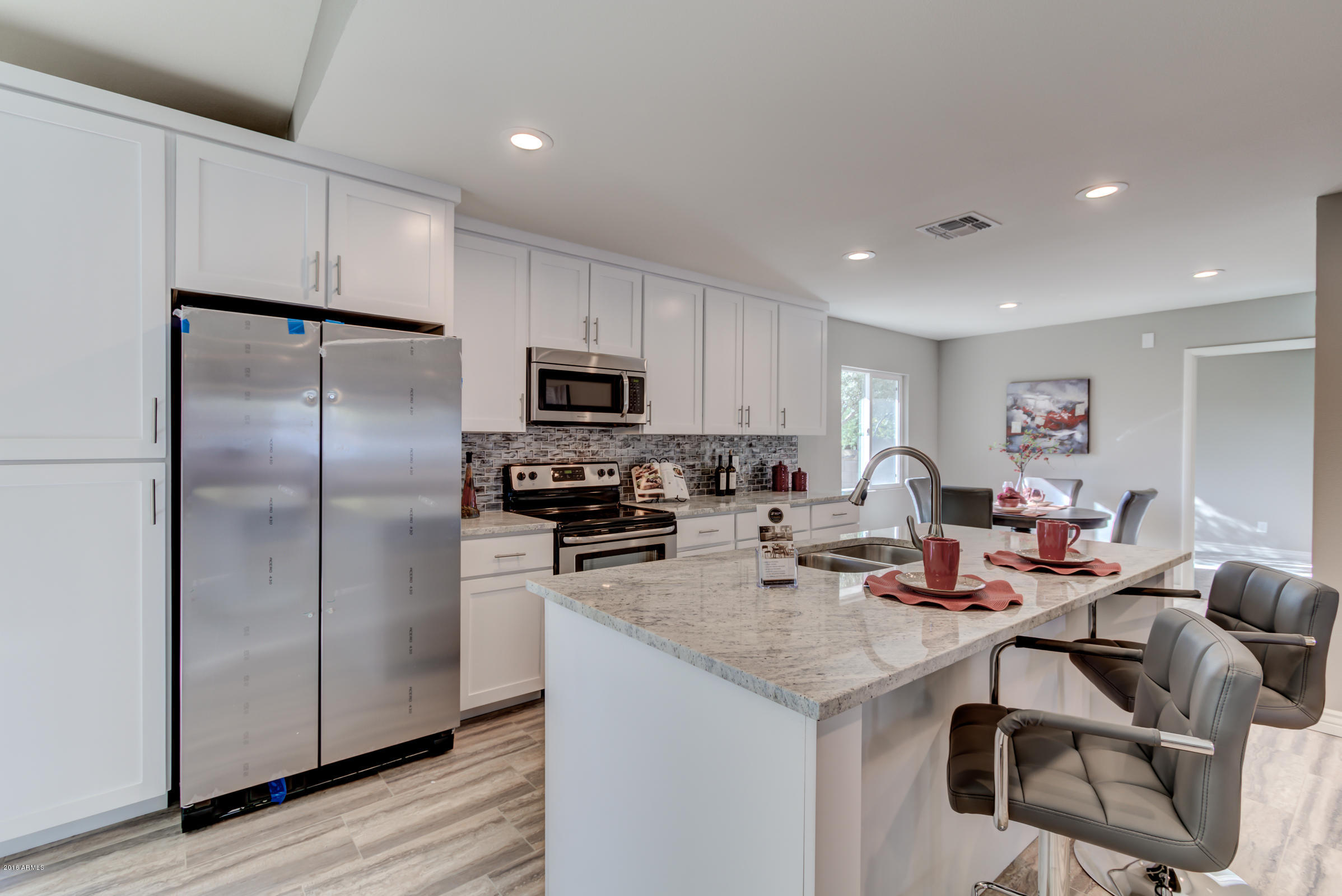 4417 East Grandview Road Phoenix, AZ 85032 - Photo 16 of 48 4417 E Grandview Rd-11