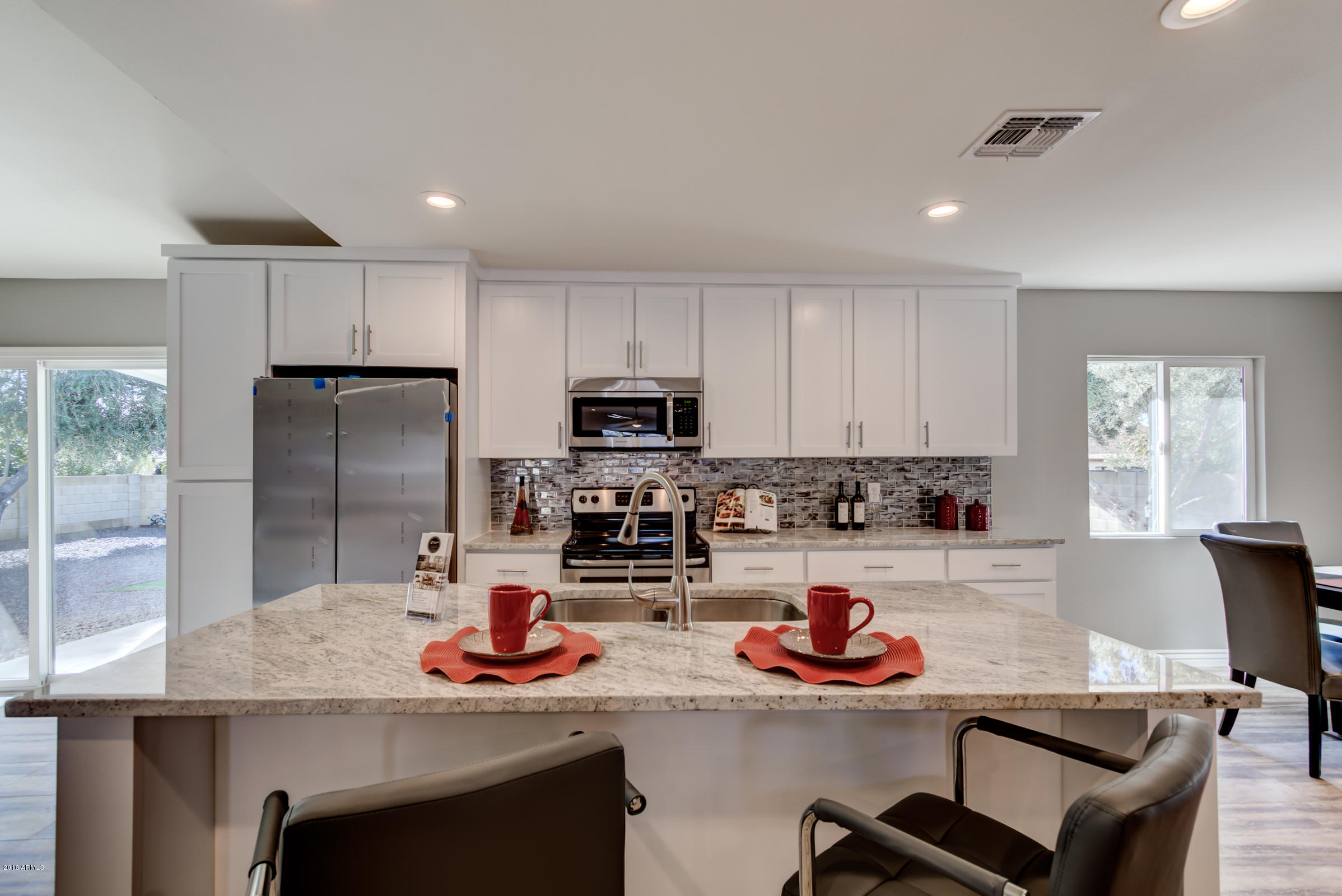 4417 East Grandview Road Phoenix, AZ 85032 - Photo 18 of 48 4417 E Grandview Rd-13