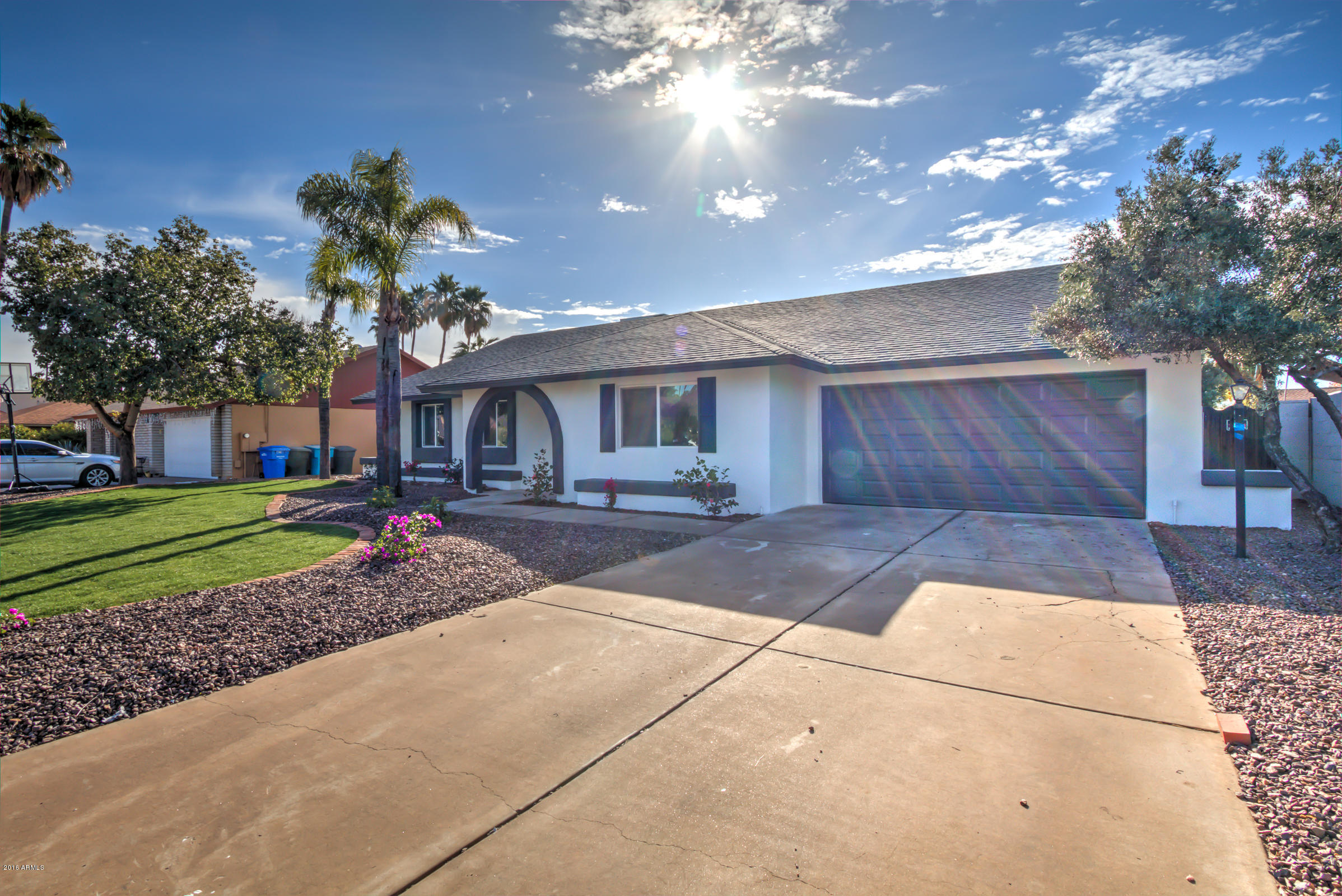4417 East Grandview Road Phoenix, AZ 85032 - Photo 3 of 48 4417 E Grandview Rd-39