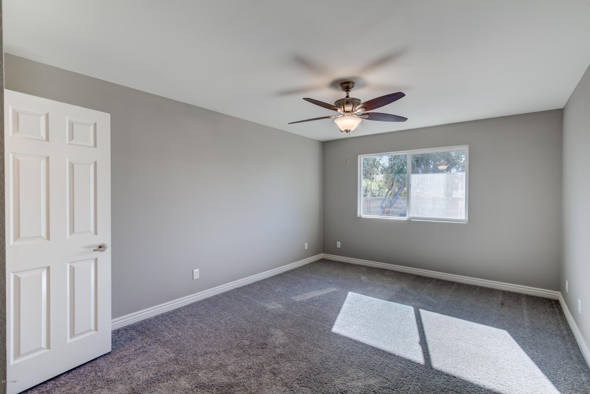 4417 East Grandview Road Phoenix, AZ 85032 - Photo 36 of 48 4417 E Grandview Rd-31