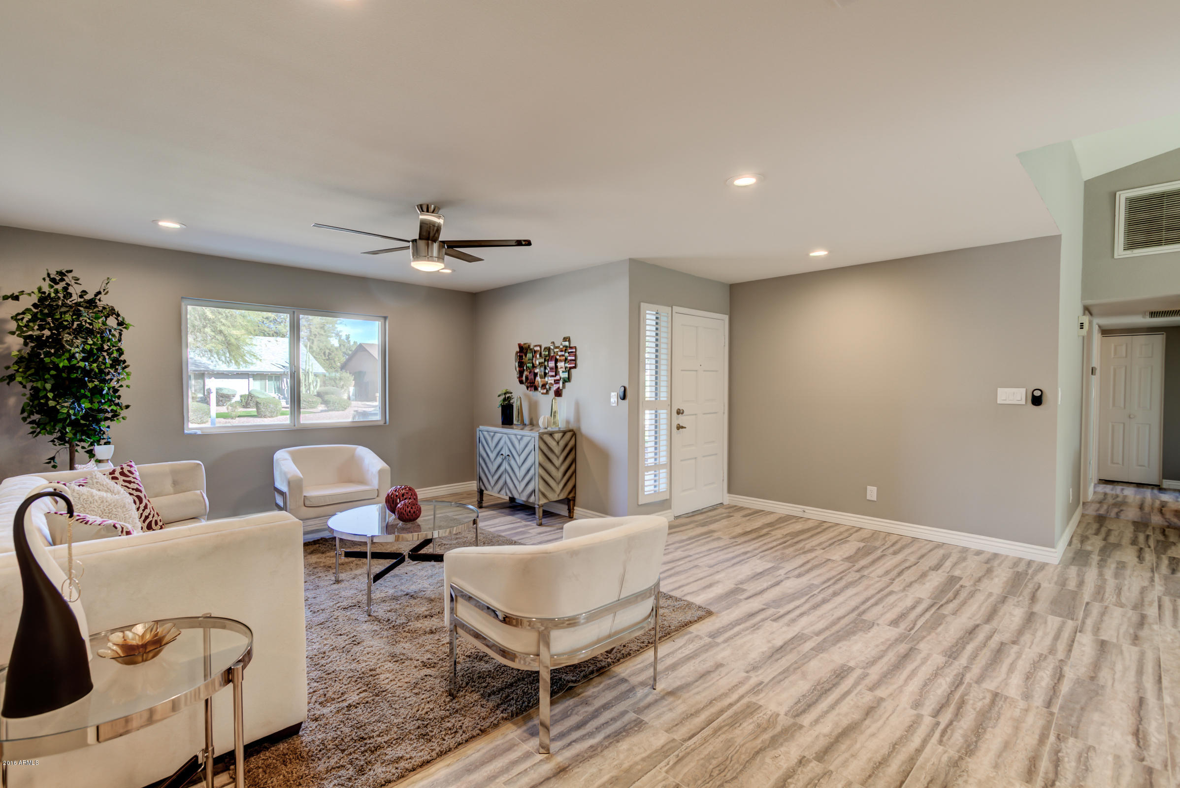 4417 East Grandview Road Phoenix, AZ 85032 - Photo 9 of 48 4417 E Grandview Rd-4