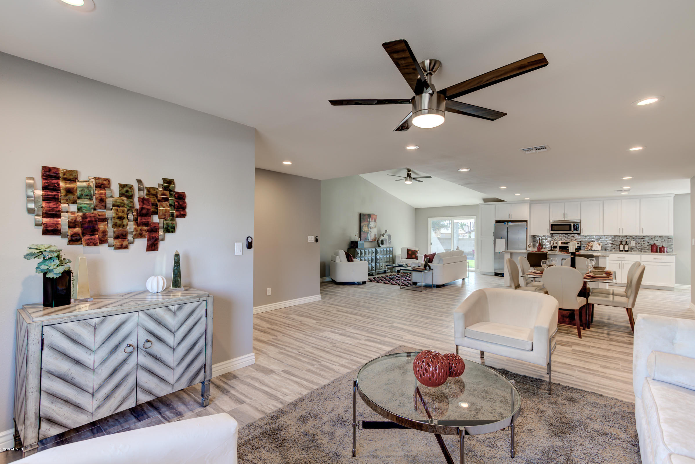 4417 East Grandview Road Phoenix, AZ 85032 - Photo 10 of 48 4417 E Grandview Rd-5
