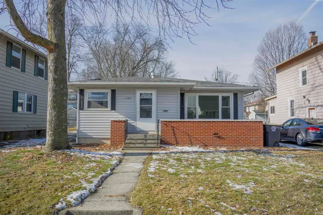 $169,350 | 1121 Pemberton Drive, Fort Wayne, IN 46805