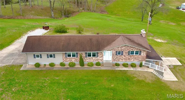 $390,000 | 625 Pcr 920, Perryville, MO 63775