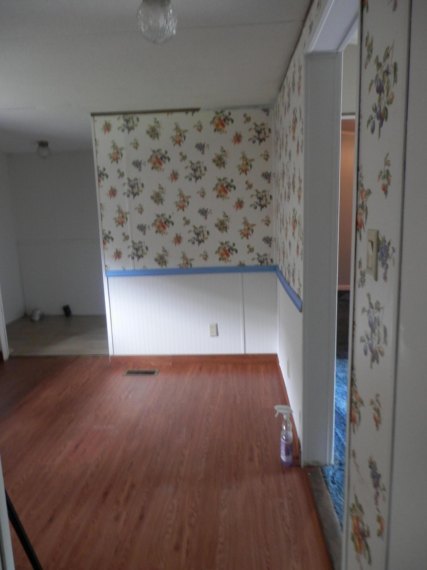 4585 State Rte 606 Keokee, VA 24265 - Photo 13 of 20 P4220966