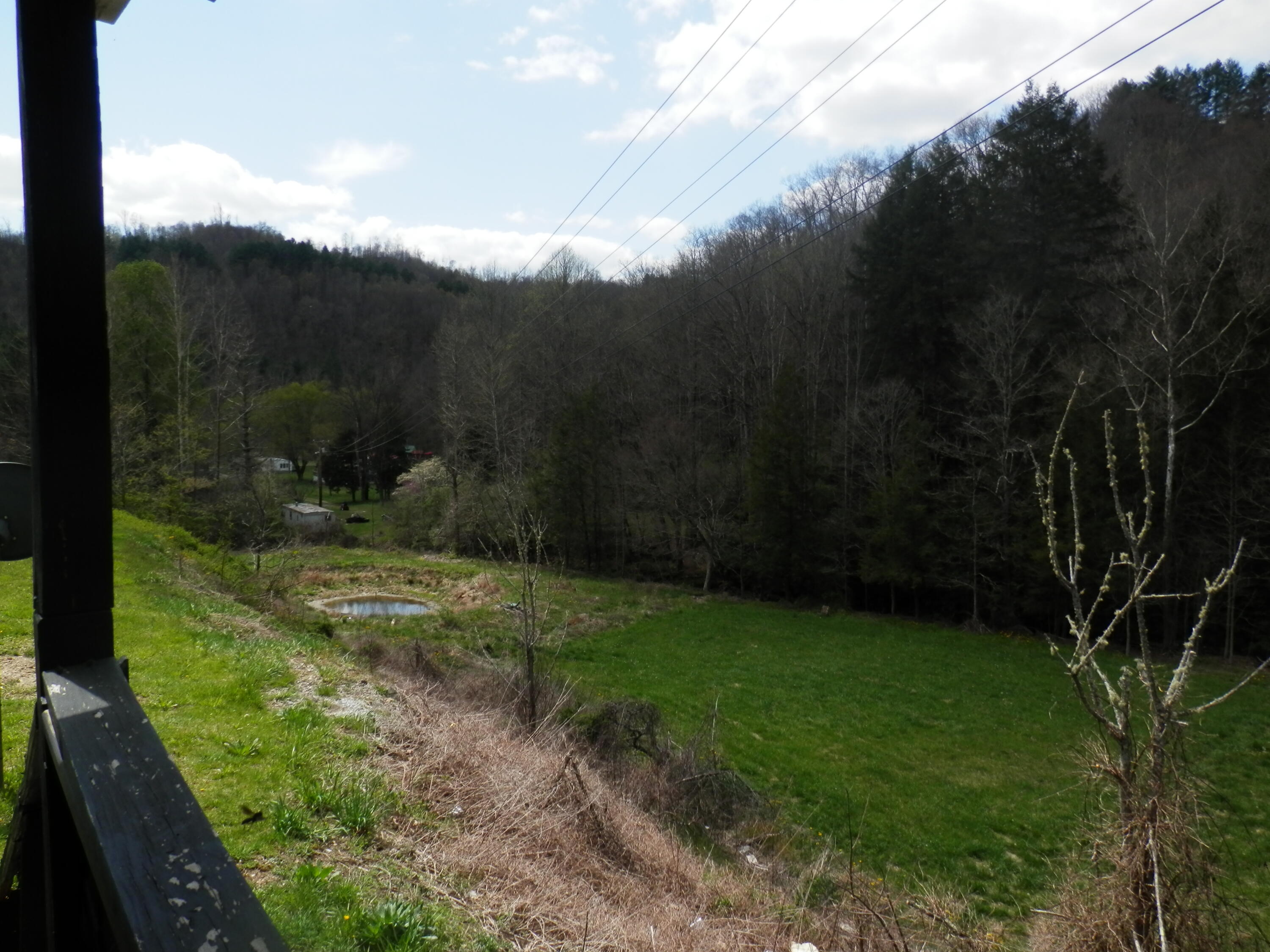 4585 State Rte 606 Keokee, VA 24265 - Photo 17 of 20 P4220969