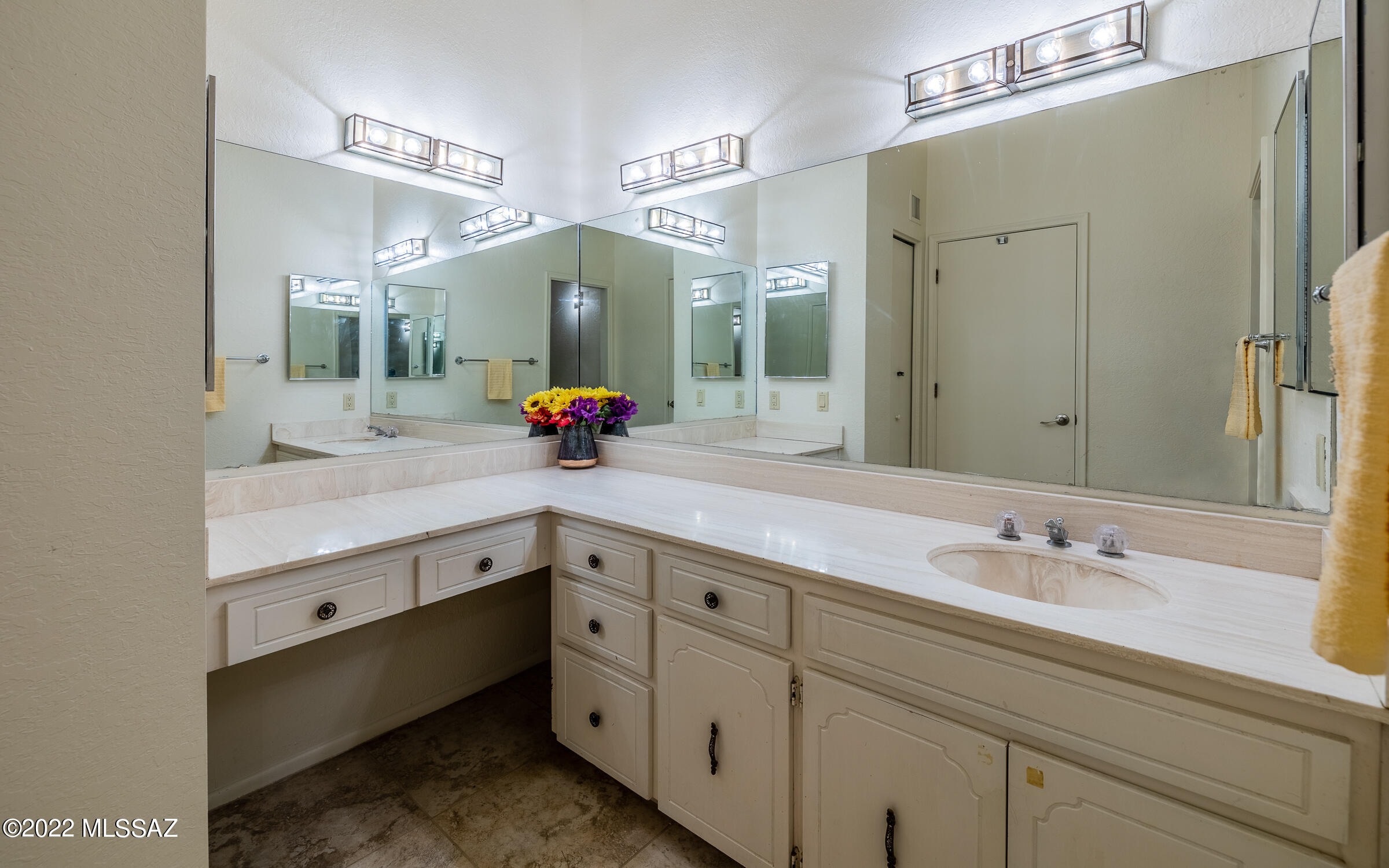 617 North Richey Boulevard Tucson, AZ 85716 - Photo 23 of 33