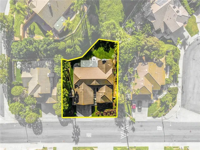 $999,900 | 4851 Cardiff Bay Drive, Oceanside, CA 92057