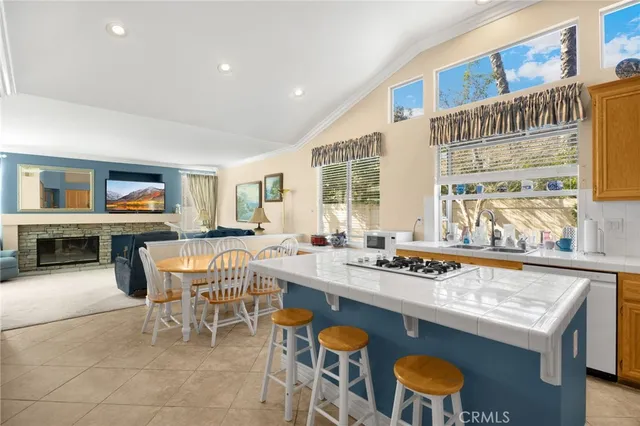 $999,900 | 4851 Cardiff Bay Drive, Oceanside, CA 92057