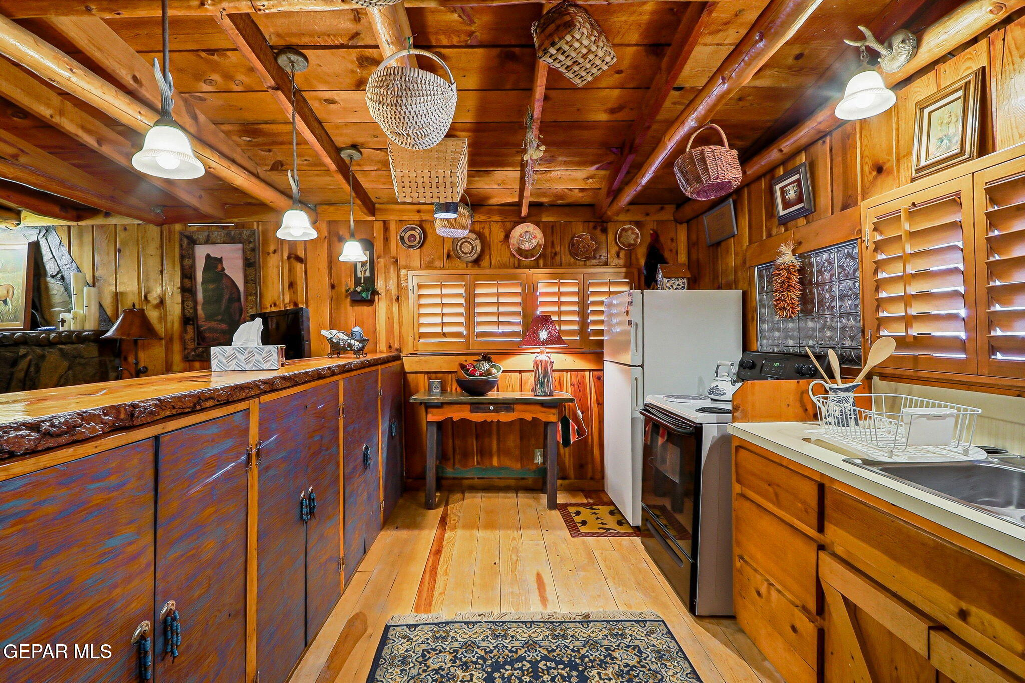 162 Roswell Street Ruidoso, NM 88345 - Photo 17 of 63 27-web-or-mls-IMG_8948