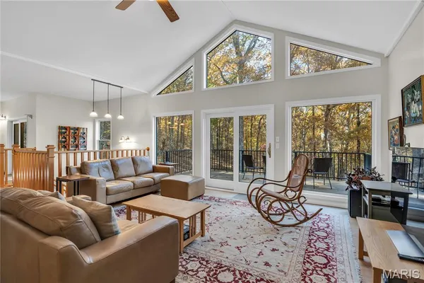 $825,000 | 1845 Eagles Nest Drive, Hermann, MO 65041