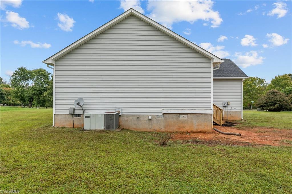 5604 Wagon Farm Road Efland, NC 27243 - Photo 37 of 50 Gallery Image 37