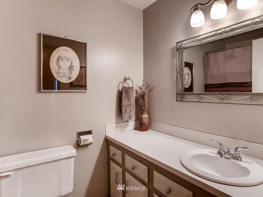 20205 103rd Place Northeast Bothell, WA 98011 - Photo 16 of 25 Gallery Image 16
