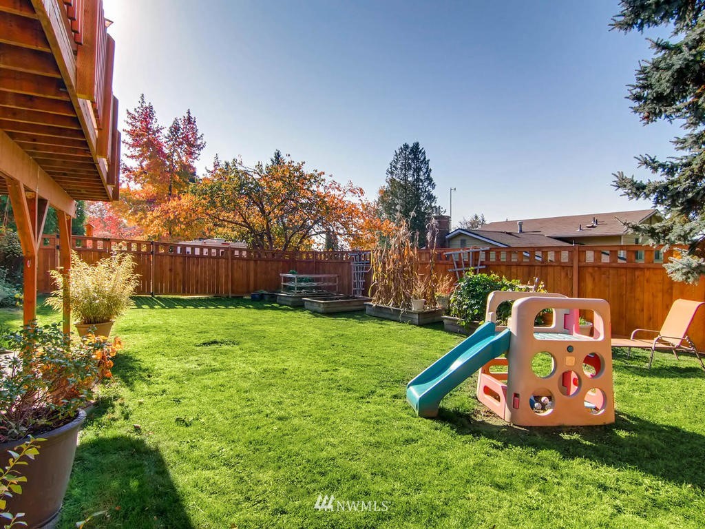 20205 103rd Place Northeast Bothell, WA 98011 - Photo 23 of 25 Gallery Image 23