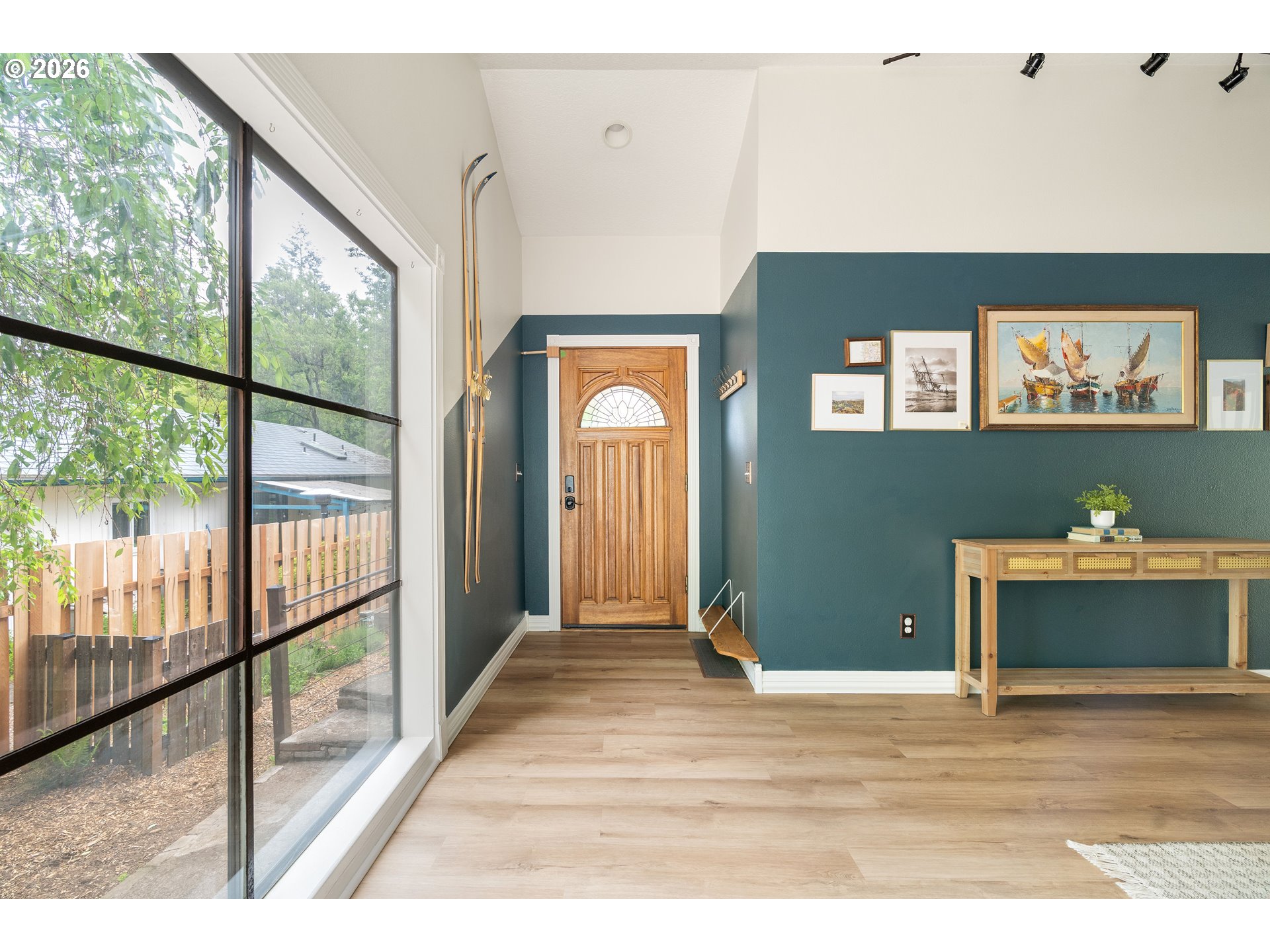 5010 Southwest Maplewood Road Portland, OR 97219 - Photo 5 of 36 Gallery Image 5