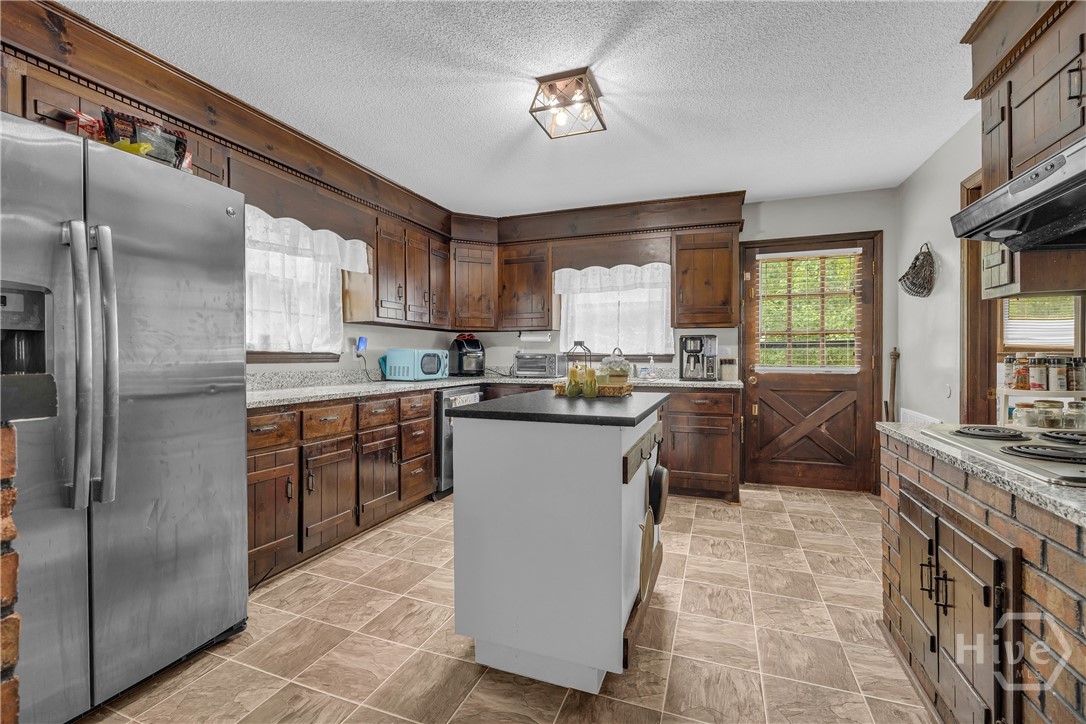 1228 Country Club Road Elberton, GA 30635 - Photo 7 of 26 Gallery Image 7