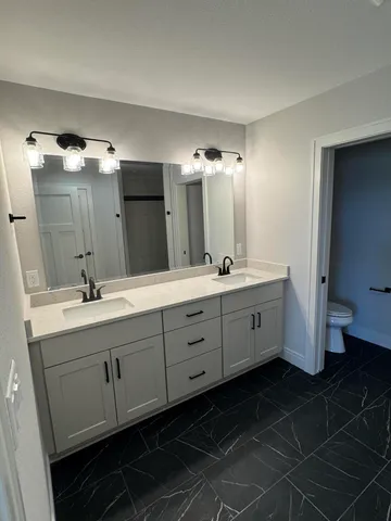 $654,990 | 431 Sandstone Street, Slinger, WI 53086