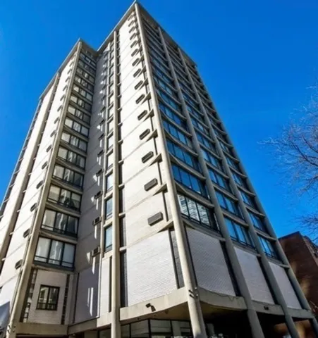 $199,000 | 5740 North Sheridan Road, Unit 5A, Chicago, IL 60660