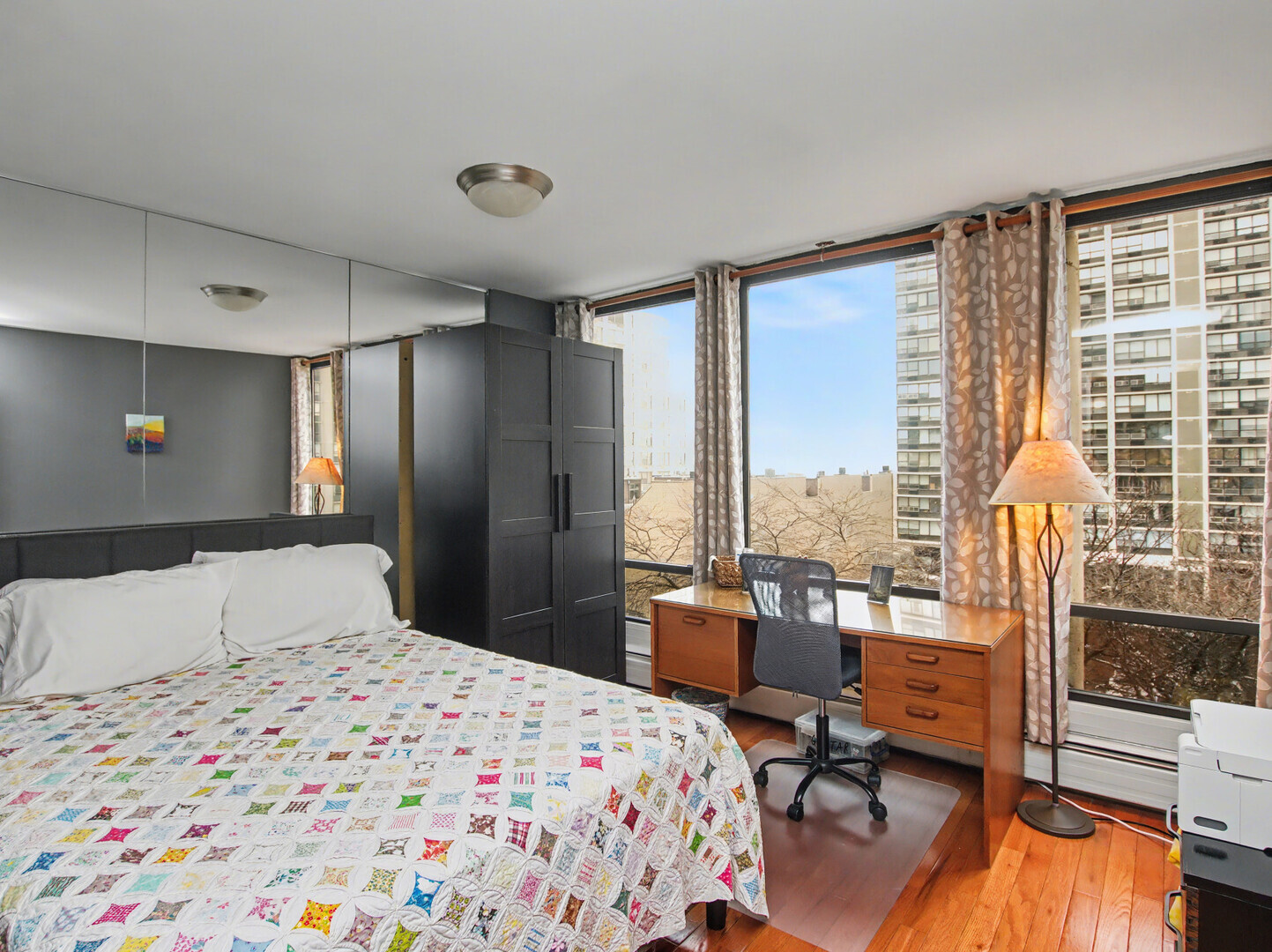 5740 North Sheridan Road, Unit 5A Chicago, IL 60660 - Photo 9 of 17