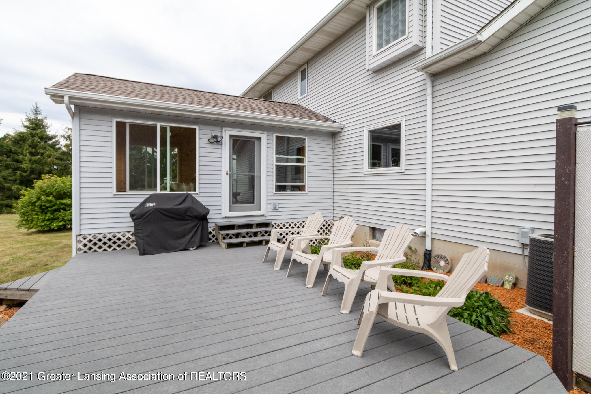 3635 Plains Road Mason, MI 48854 - Photo 3 of 76 3635_Plains_JAMIE-2