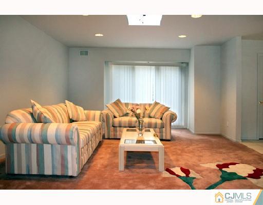 170 Fresh Ponds Road East Brunswick, NJ 08816 - Photo 7 of 10 Gallery Image 7
