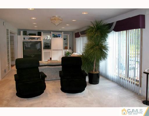 170 Fresh Ponds Road East Brunswick, NJ 08816 - Photo 8 of 10 Gallery Image 8