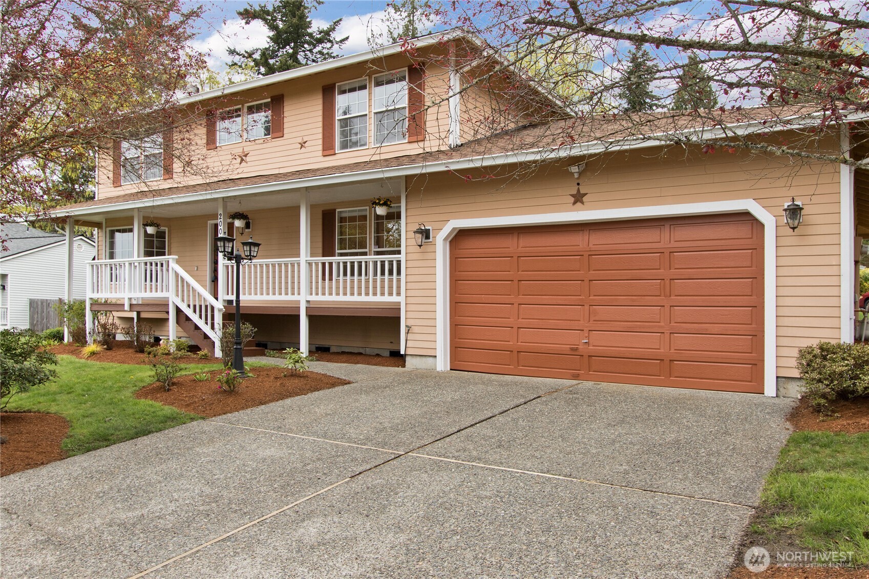 20008 Southeast 267th Place Covington, WA 98042 - Photo 2 of 29