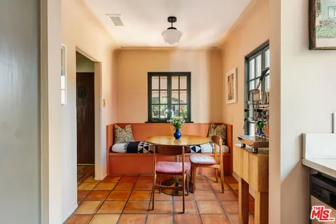 $1,749,000 | 2621 East Glenoaks Boulevard, Glendale, CA 91206