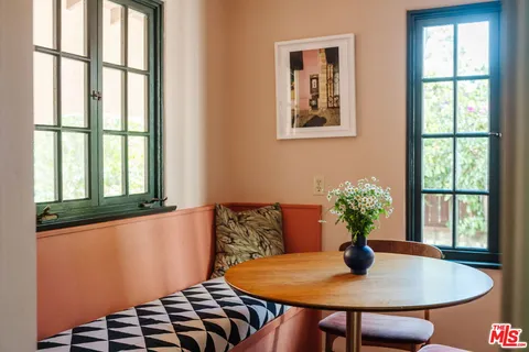 $1,749,000 | 2621 East Glenoaks Boulevard, Glendale, CA 91206