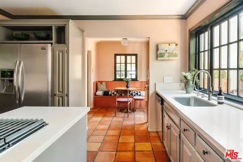 $1,749,000 | 2621 East Glenoaks Boulevard, Glendale, CA 91206