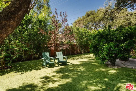 $1,749,000 | 2621 East Glenoaks Boulevard, Glendale, CA 91206