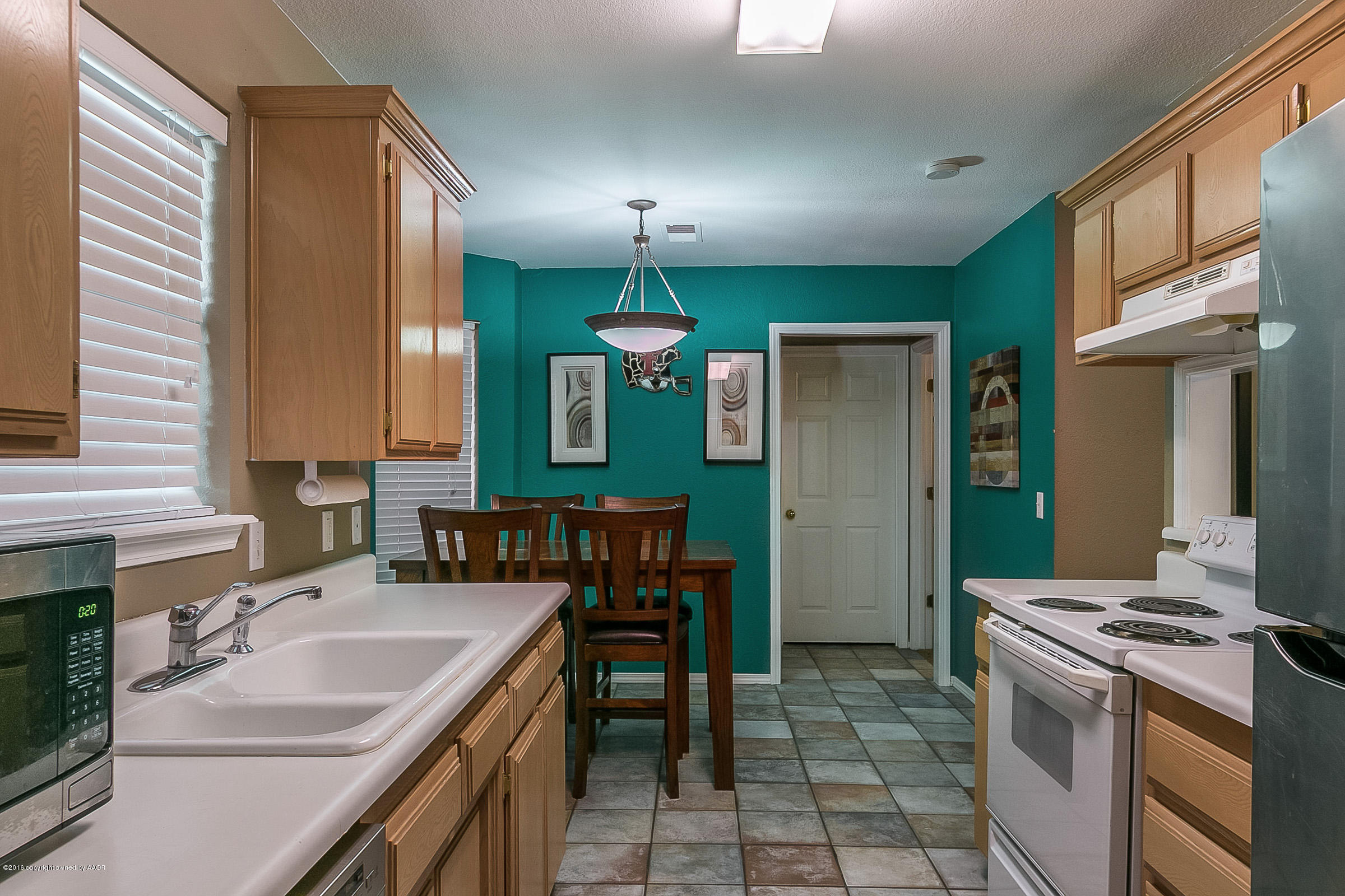 53 Valleyview Road Canyon, TX 79015 - Photo 5 of 18 Kitchen