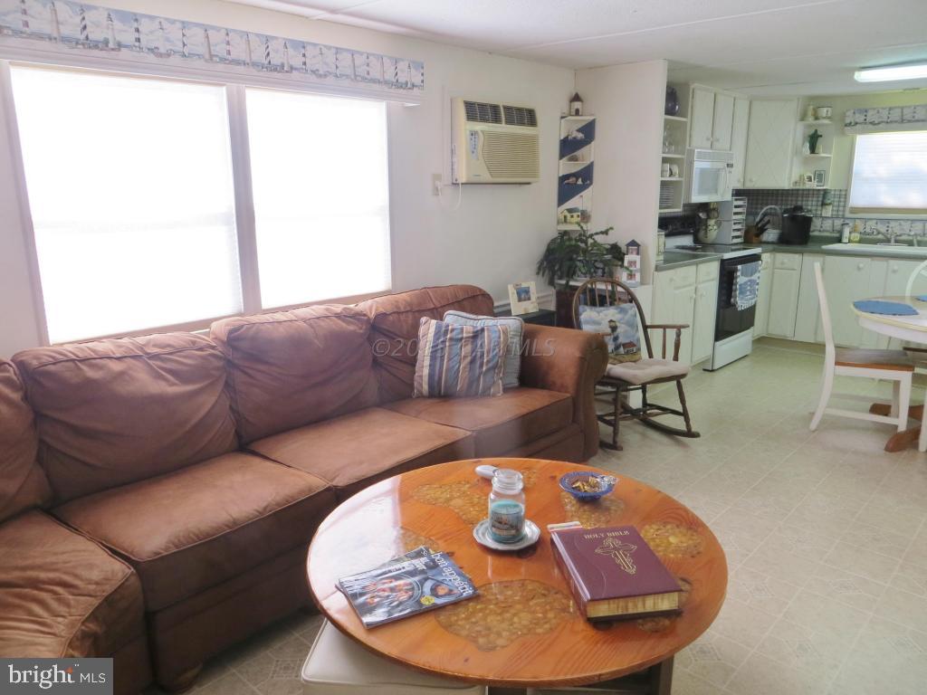 140 Clamshell Road Ocean City, MD 21842 - Photo 13 of 39 Gallery Image 13