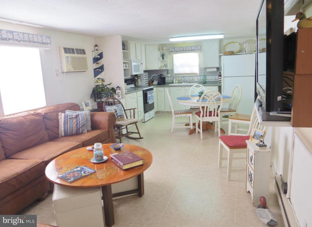 140 Clamshell Road Ocean City, MD 21842 - Photo 15 of 39 Gallery Image 15