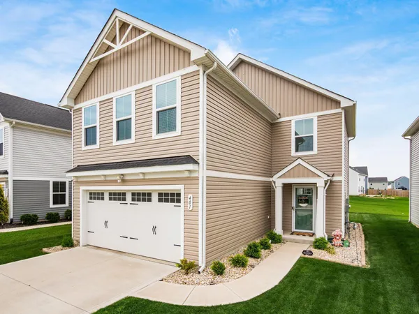 $350,000 | 401 Stolte Drive, Marysville, OH 43040