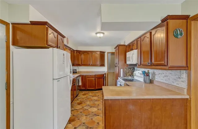 $210,000 | 10501 Wallace Avenue, Kansas City, MO 64134