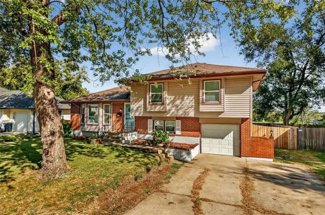 $210,000 | 10501 Wallace Avenue, Kansas City, MO 64134