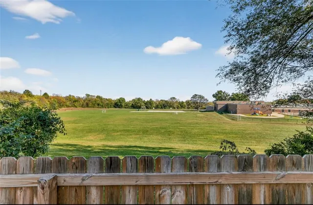 $210,000 | 10501 Wallace Avenue, Kansas City, MO 64134