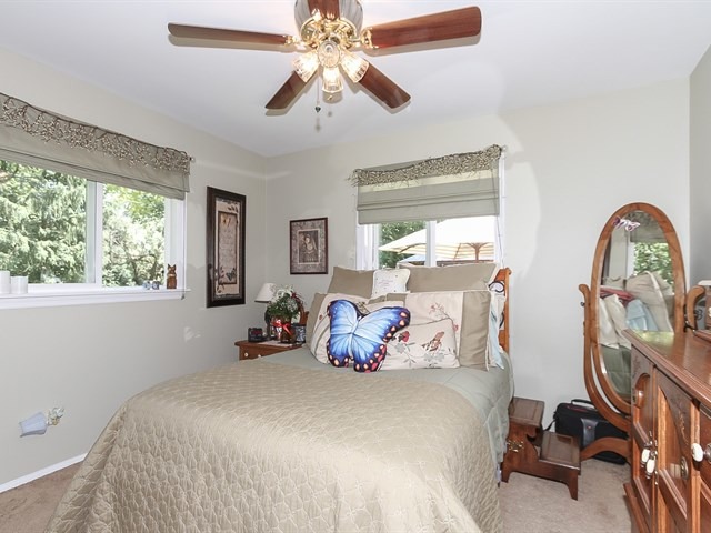 12N287 Hilltop Road Elgin, IL 60123 - Photo 15 of 21