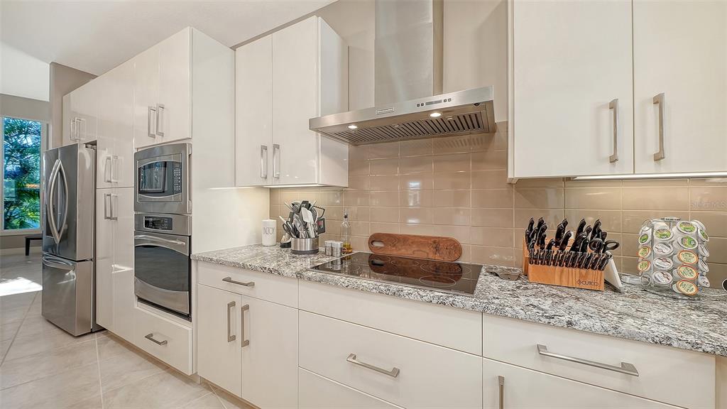 3610 Bayou Circle Longboat Key, FL 34228 - Photo 20 of 85